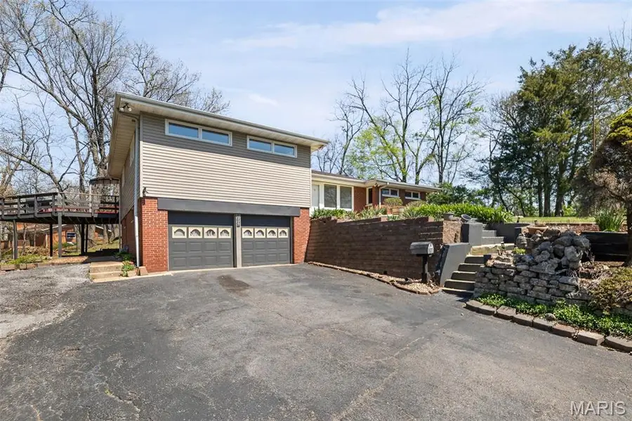 300 Carson Drive, Belleville, IL 62223 - #2