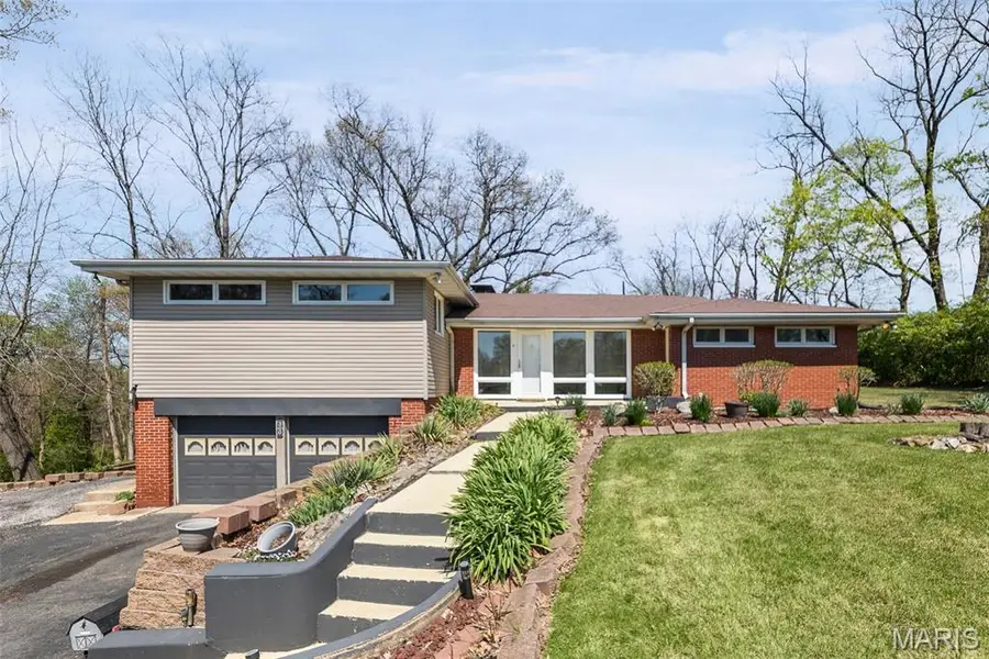300 Carson Drive, Belleville, IL 62223 - #3