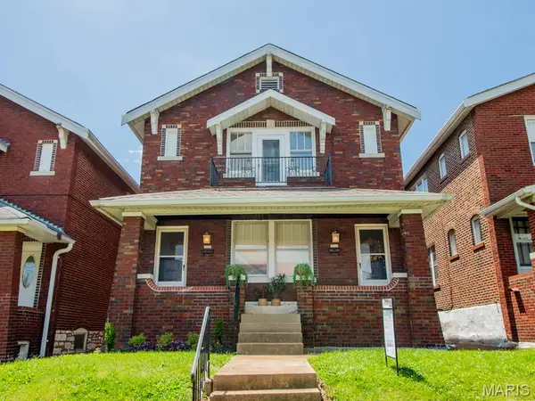 5036 Tholozan Avenue, St Louis, MO 63109
