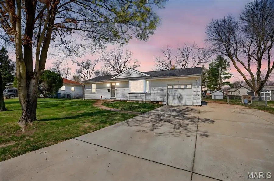 5 Kenwood Drive, Hazelwood, MO 63042 - #2