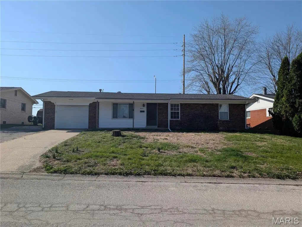 7632 Westchester Drive, Belleville, IL 62223 - #1