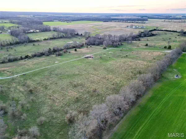 00 County Road 1900 North, Cisne, IL 62823