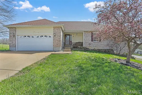 178 Bridgewater Chase Lane, Villa Ridge, MO 63089