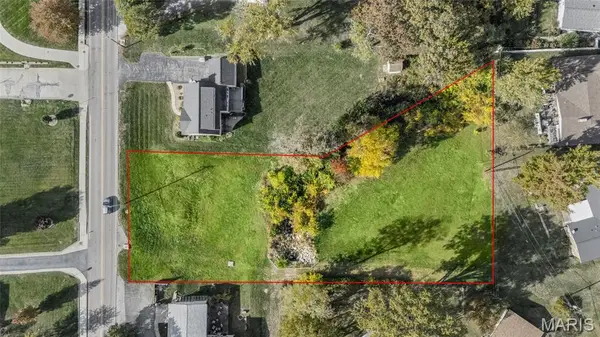 10225 E Watson Road, St Louis, MO 63127