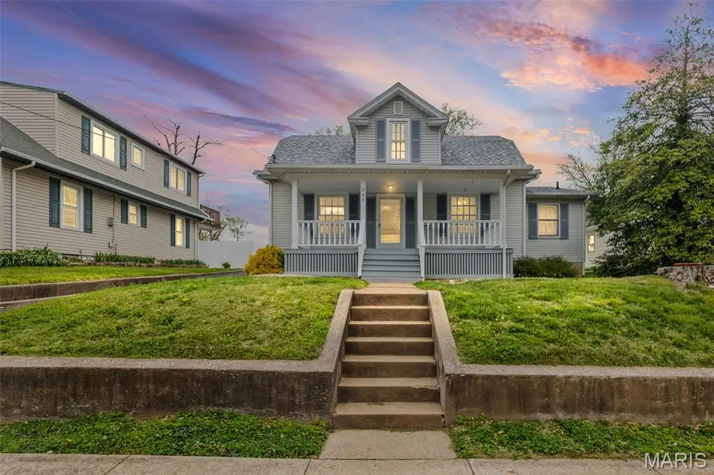 946 Danforth Street, Alton, IL 62002 - #1
