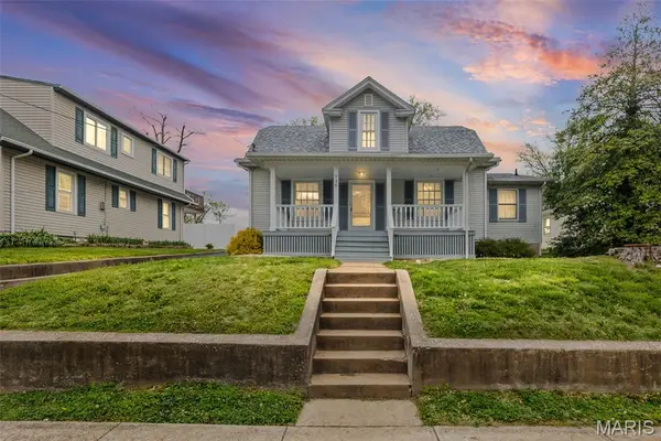 946 Danforth Street, Alton, IL 62002