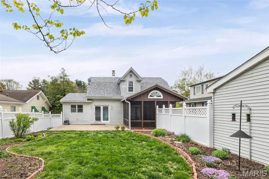 946 Danforth Street, Alton, IL 62002 - #3