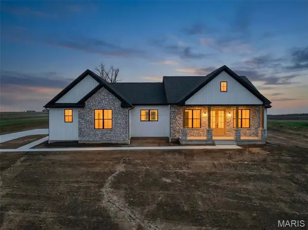 226 Autumn Hallow Ct, Old Monroe, MO 63369