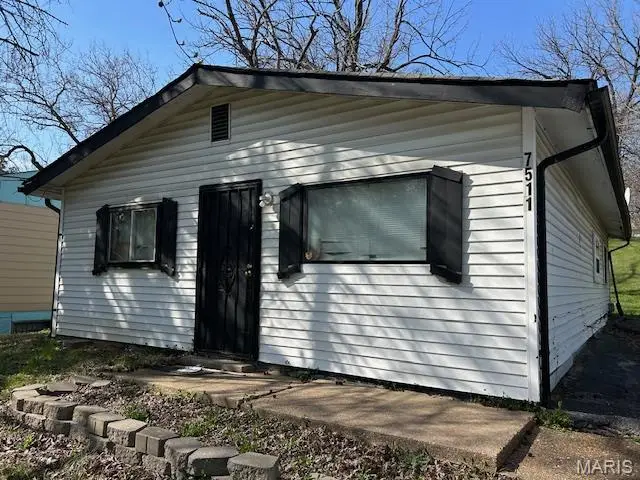 7511 Blanding Drive, Ferguson, MO 63135 - #1