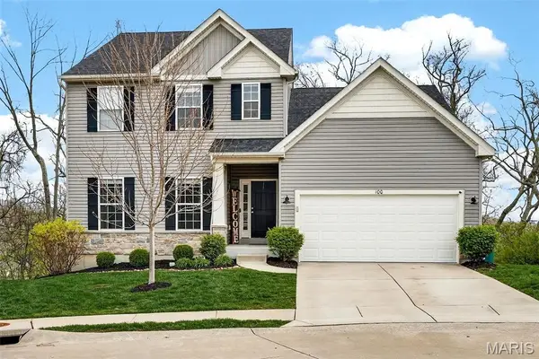 100 Hartford Court, Fenton, MO 63026