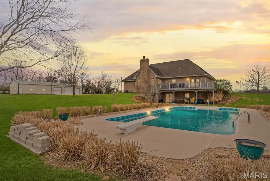 15856 Wendle Road, Godfrey, IL 62035 - #2