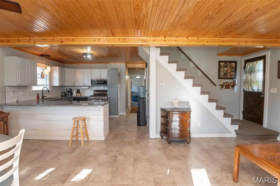 402 S Bland Avenue, Belle, MO 65013 - #3
