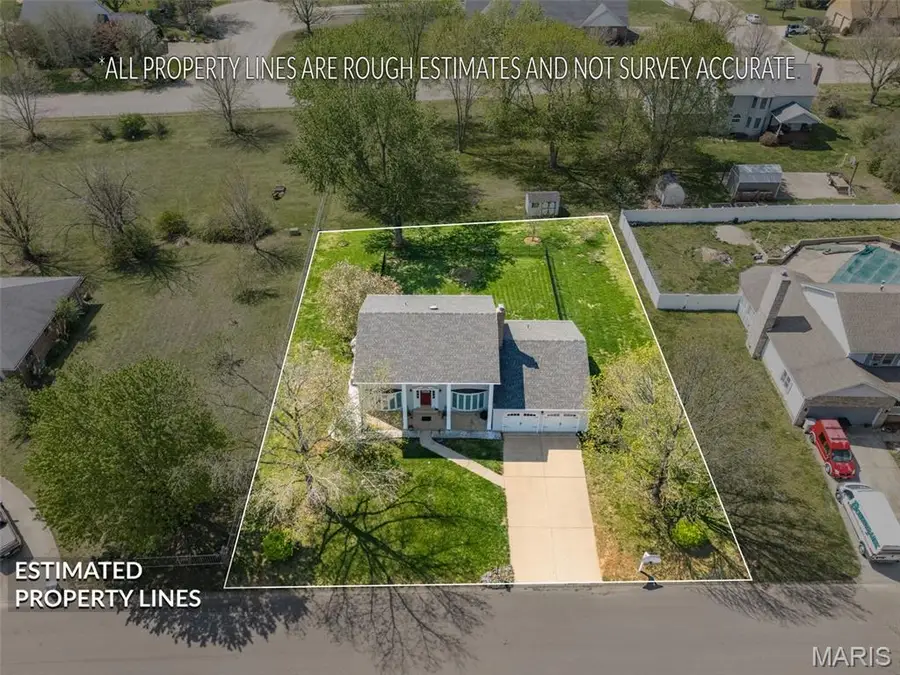 447 Redwood Drive, Farmington, MO 63640 - #3