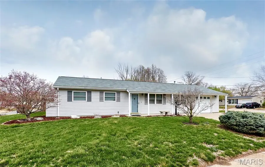 615 Central Parkway, Florissant, MO 63031 - #2