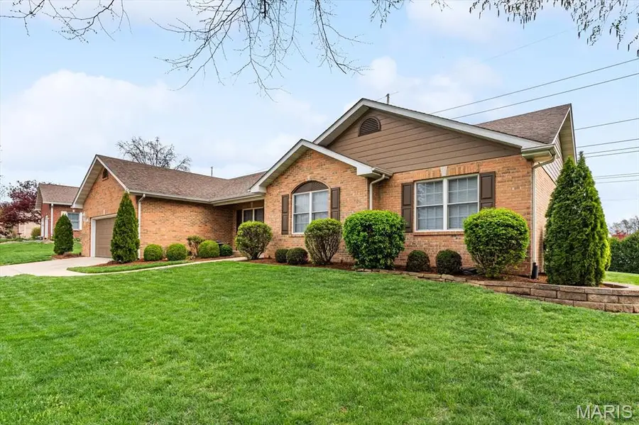 108 Calypso Drive, Belleville, IL 62221 - #2