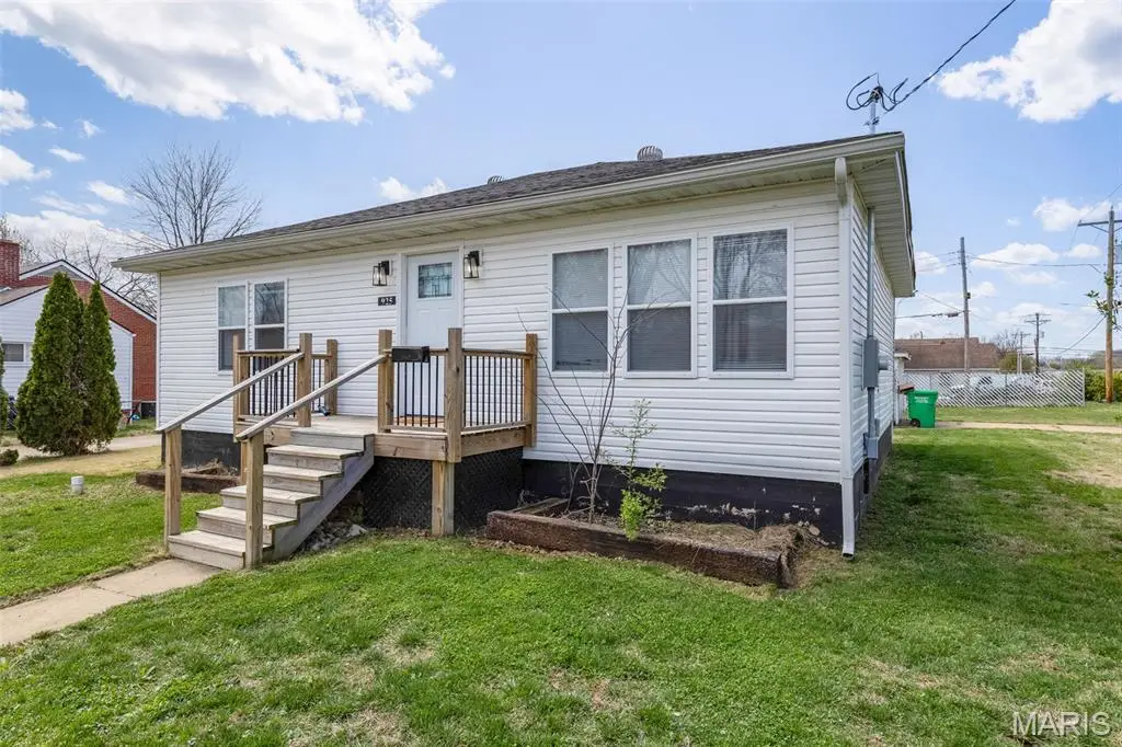 925 Moorland Street, Farmington, MO 63640 - #1