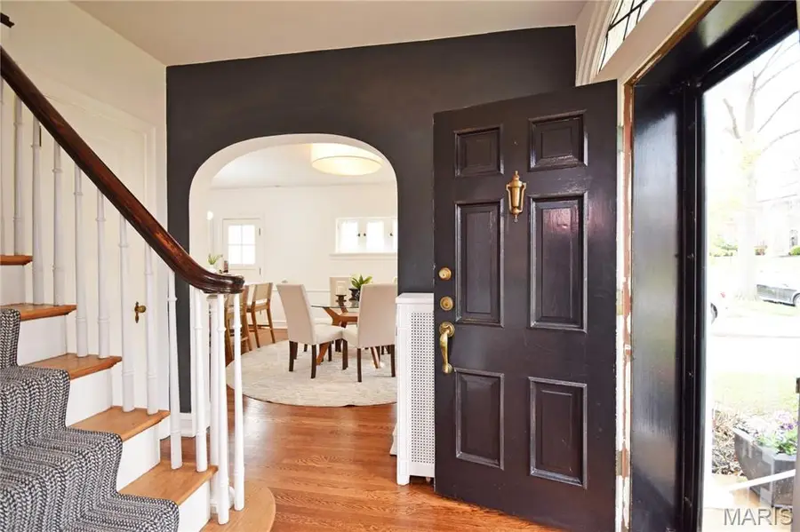 7424 Buckingham Drive, Clayton, MO 63105 - #3