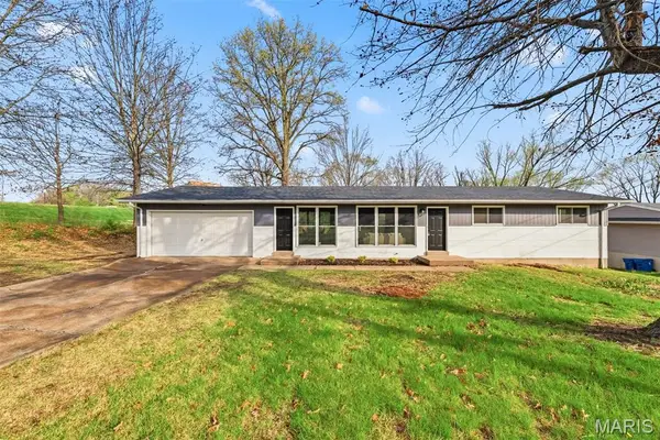 13035 Old Jamestown Road, Black Jack, MO 63033