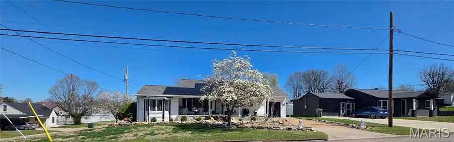 328 Van Zant Street, Chester, IL 62233 - #3