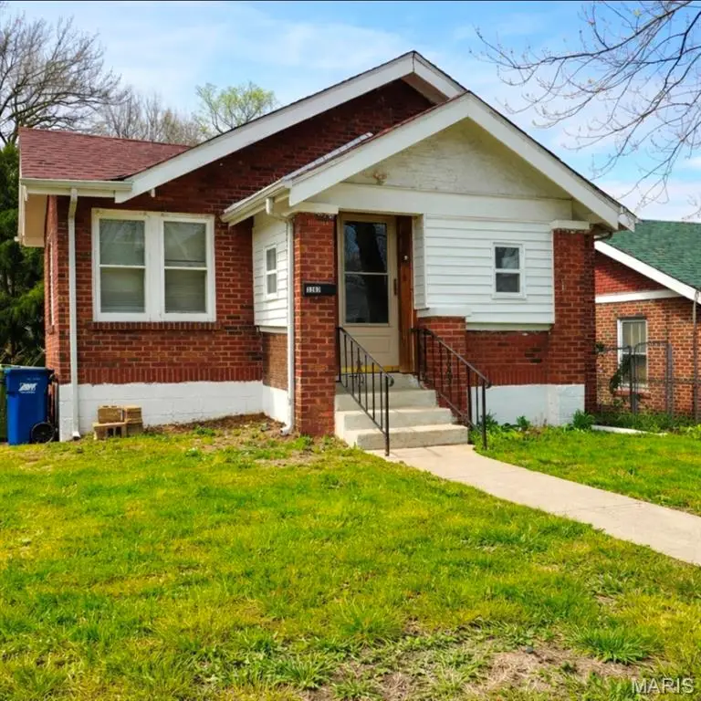 3207 Elsworth Pl Place, Bel Ridge, MO 63121 - #1