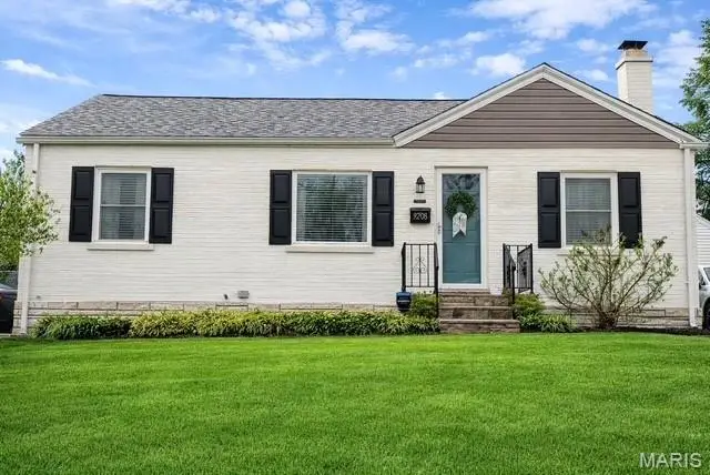 9208 Southview Lane, Saint Louis, MO 63123 - #1