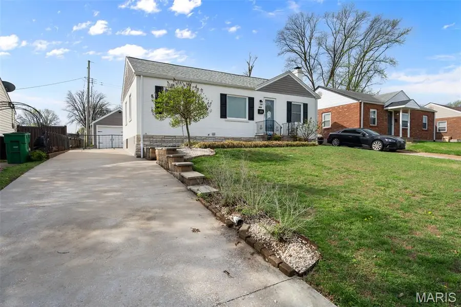 9208 Southview Lane, Saint Louis, MO 63123 - #3