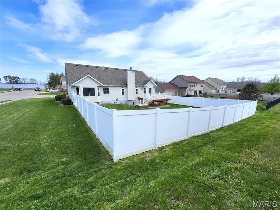 177 Oak Hill Drive, Maryville, IL 62062 - #3