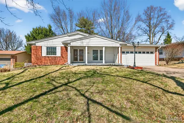 3265 Harness Drive, St Louis, MO 63033