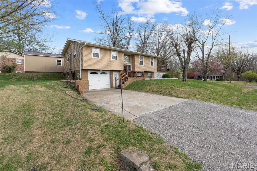 1426 N Clark Avenue, Cape Girardeau, MO 63701 - #2