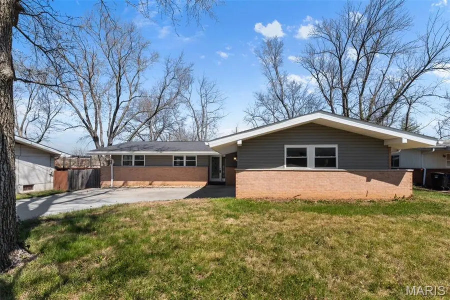 21 Graeler Drive, Saint Louis, MO 63146 - #2