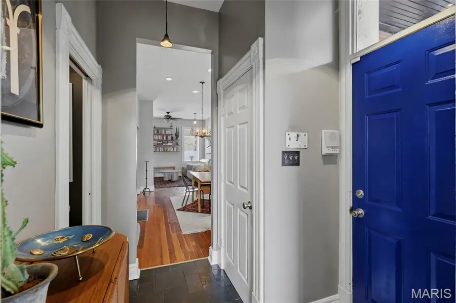 1906 Wyoming Street, Saint Louis, MO 63118 - #3