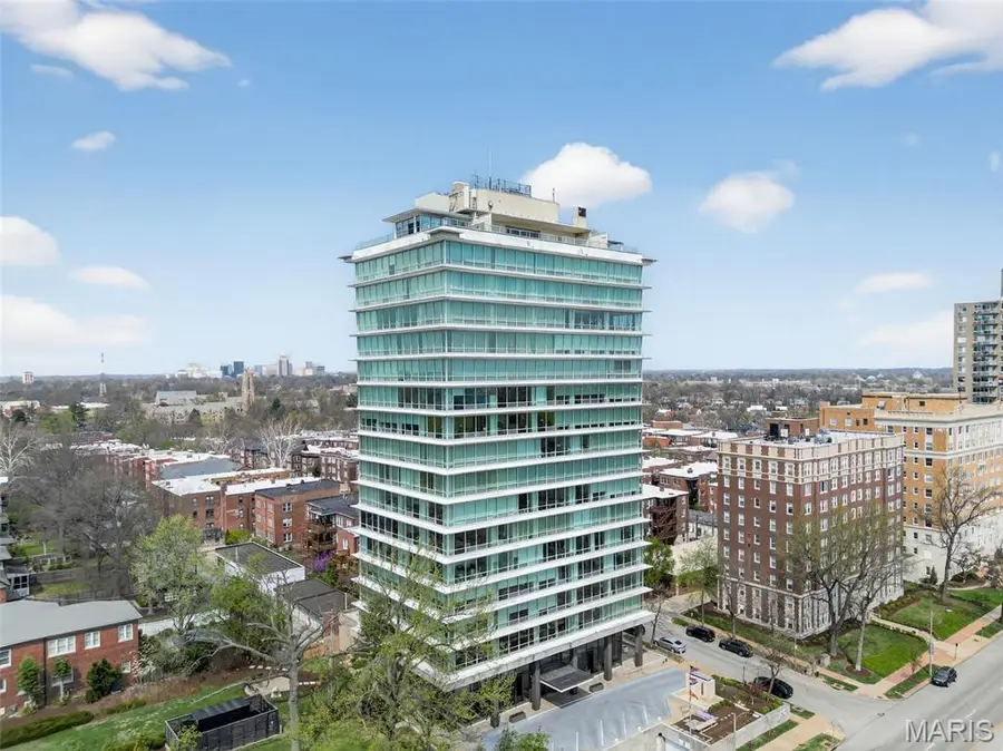 801 S Skinker Boulevard #12C, Saint Louis, MO 63105 - #3