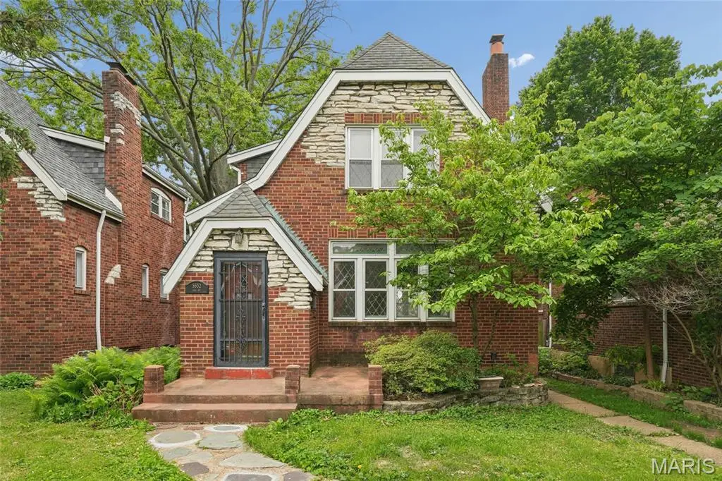 5532 Rosa Avenue, Saint Louis, MO 63109 - #1