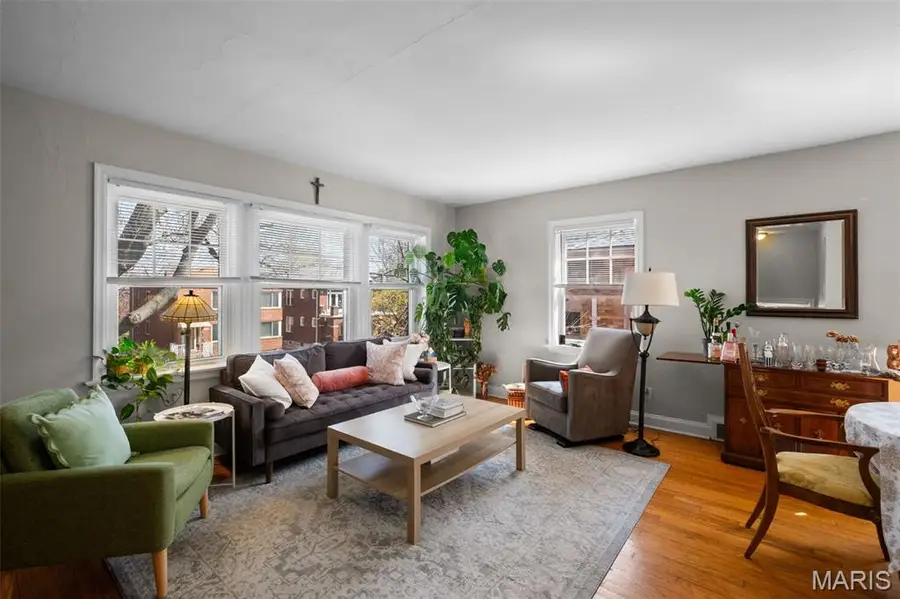 7030 Amherst Avenue, University City, MO 63130 - #2