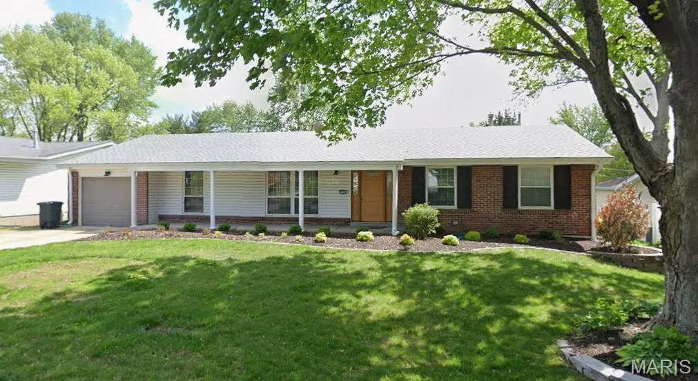 12174 Lake Meade Drive, Saint Louis, MO 63146 - #1