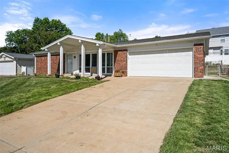4801 Langtree Drive, Tesson Ferry, MO 63128 - #2
