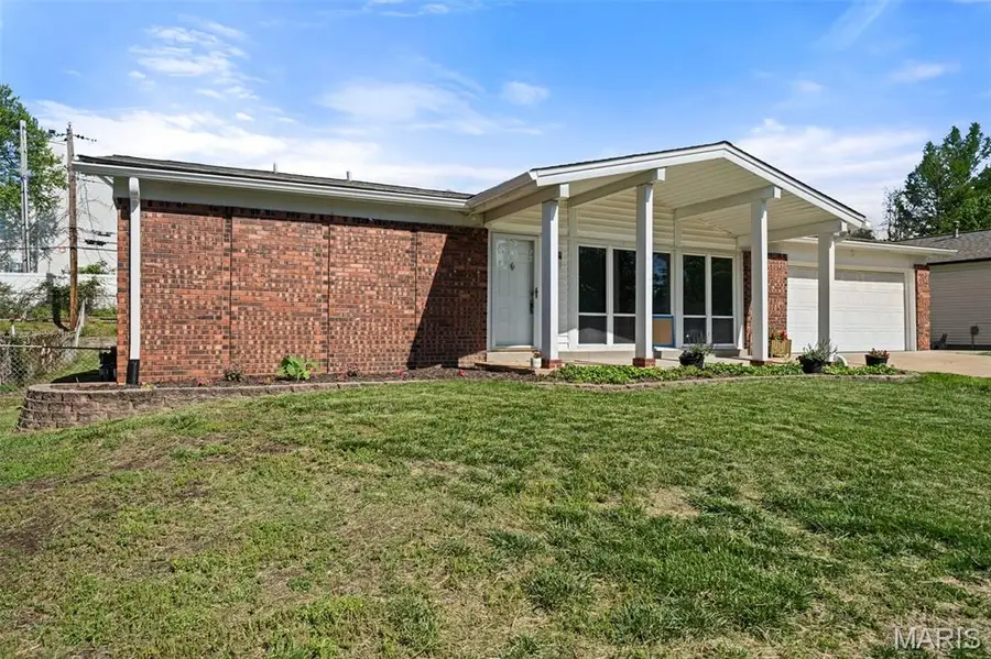 4801 Langtree Drive, Tesson Ferry, MO 63128 - #3