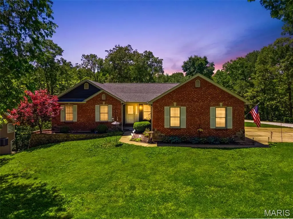 6042 Richmond Drive, Hillsboro, MO 63050 - #1