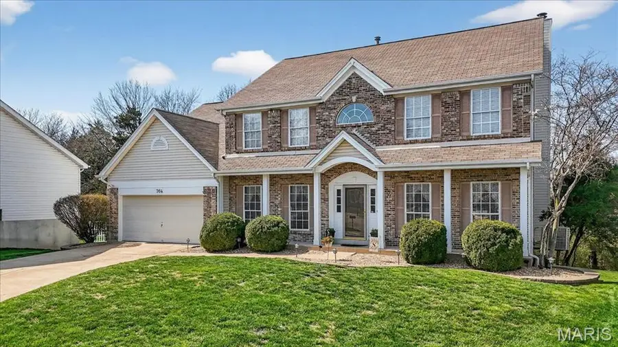 764 Charleston Oaks Drive, Ballwin, MO 63021 - #3