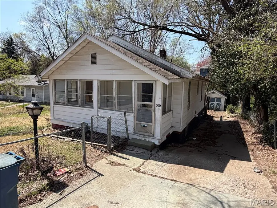 510 Marsh Avenue, Alton, IL 62002 - #2