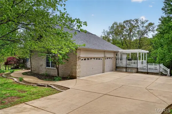 12 San Isidro, Pevely, MO 63070