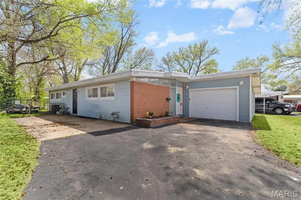 8418 Midwood Avenue, Berkeley, MO 63134 - #1