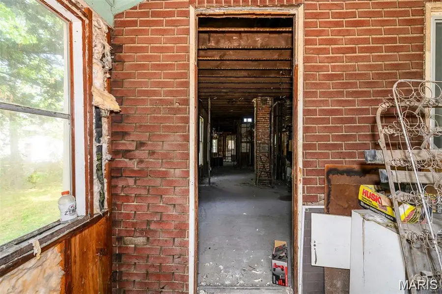 4147 Connecticut Street, Saint Louis, MO 63116 - #3