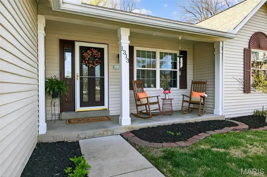 1313 Colby Drive, Saint Peters, MO 63376 - #2