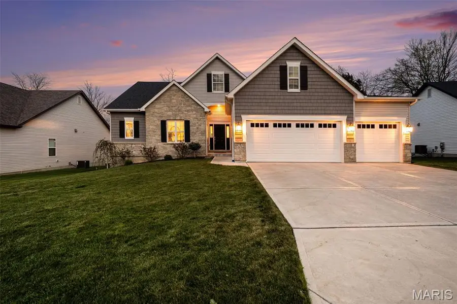 1074 Bloomfield Drive, Eureka, MO 63025 - #2