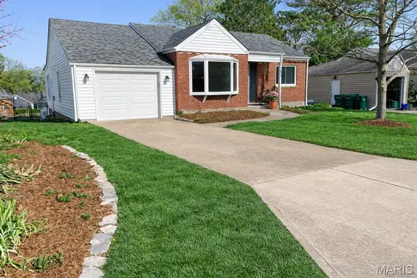 1412 Wells Avenue, Webster Groves, MO 63119