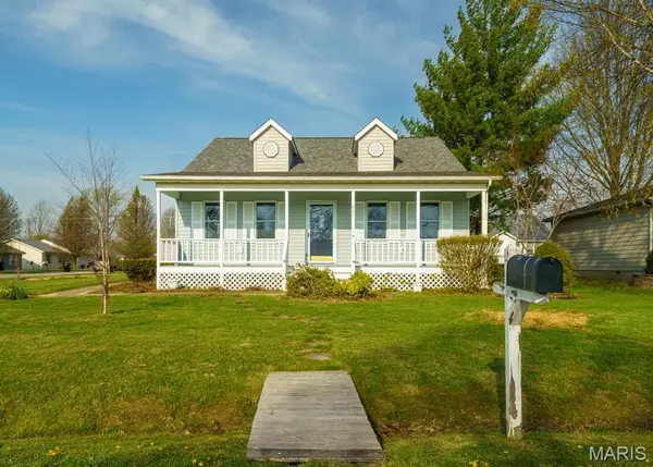 631 Saint David Street, St James, MO 65559