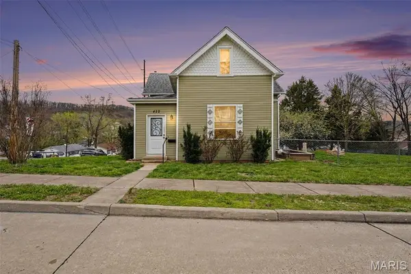 422 N 1st Street, Pacific, MO 63069