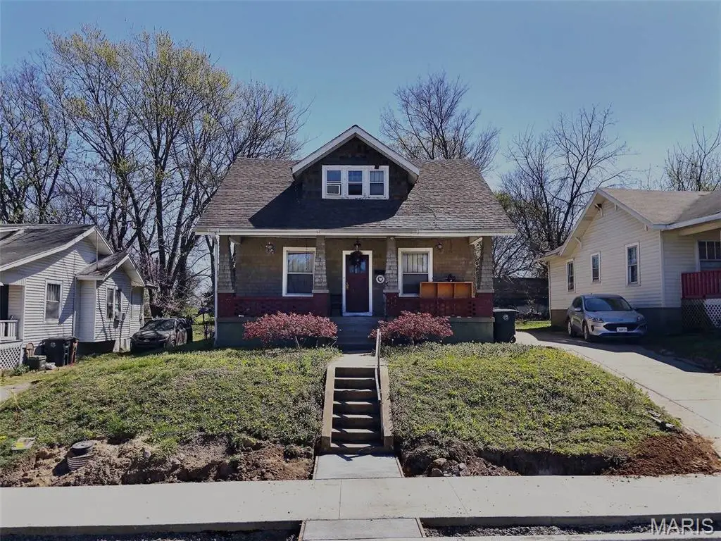 912 S Sprigg Street, Cape Girardeau, MO 63703 - #1