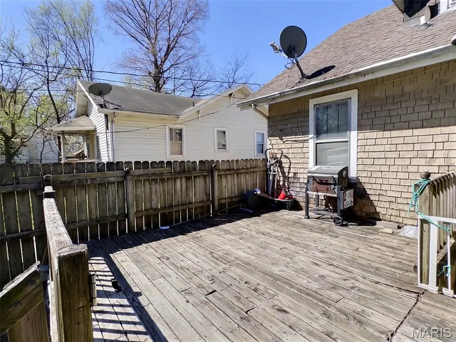 912 S Sprigg Street, Cape Girardeau, MO 63703 - #3